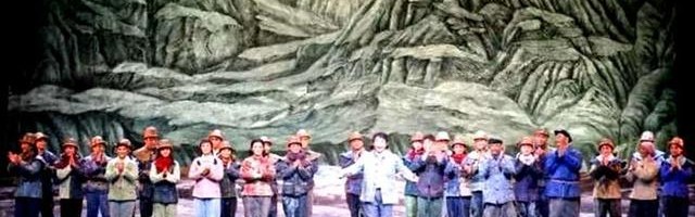  网前截击再现经典，复古打法惊艳观众