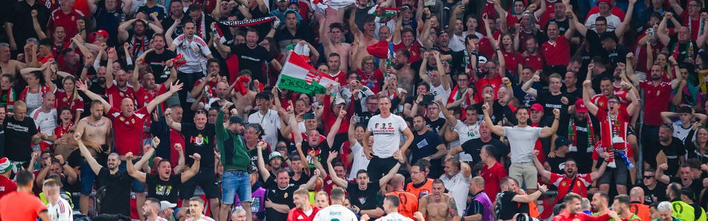  卡利亚里读秒绝杀，主场球迷沸腾庆祝  