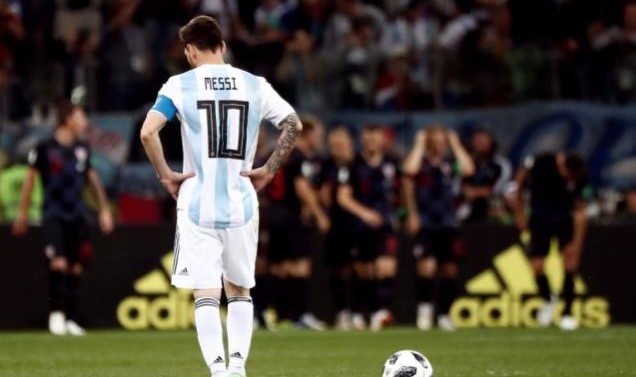  梅西领衔阿根廷勇夺世界杯冠军