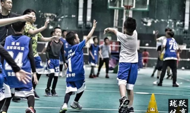  篮球夏令营报名启动，暑期特训即将开启