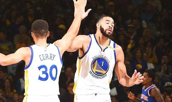  双塔组合发威，内线统治力无人能挡