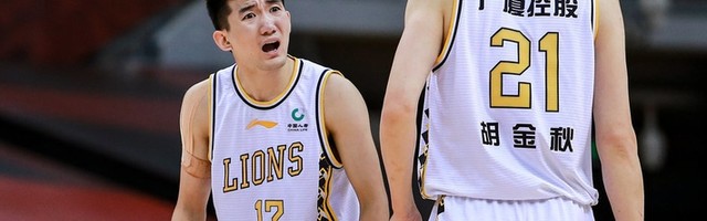  广州龙狮防守反击，爆冷击败浙江广厦队