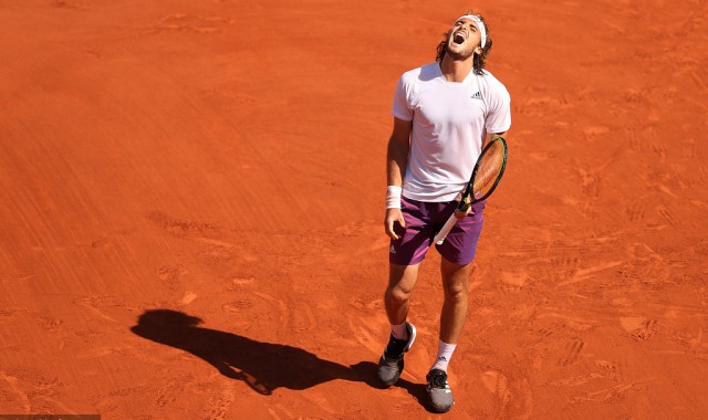  西西帕斯单反建功，雅典赛主场折桂