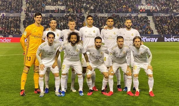  巴塞罗那主场大胜皇家马德里延续国家德比优势