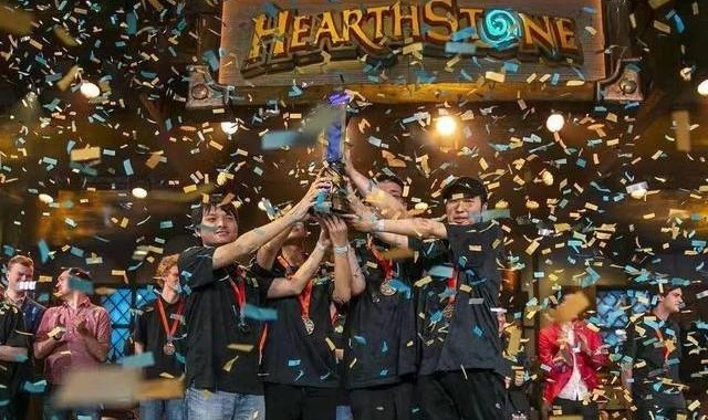  草根选手逆袭之路震撼电竞圈层