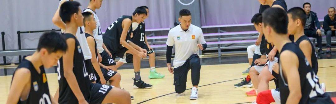  青少年篮球联赛开幕，青春风暴席卷赛场