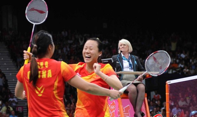  梅总双打配合默契十足，法网混双强势捧杯