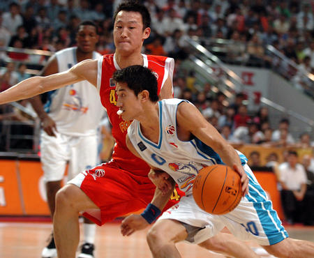  南京同曦替补席发威逆转战胜福建浔兴