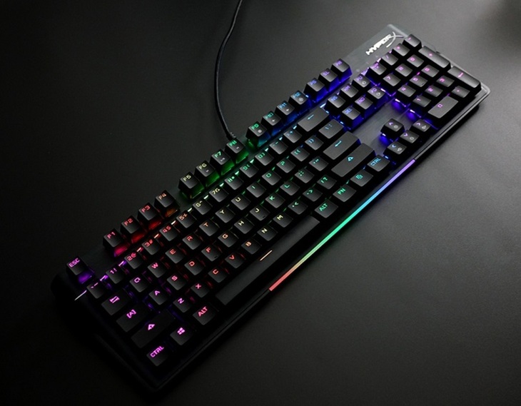  电竞外设黑科技频现 磁轴键盘提升操作精准度