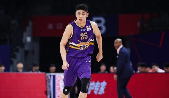  国际米兰德比战惊险逆转取胜