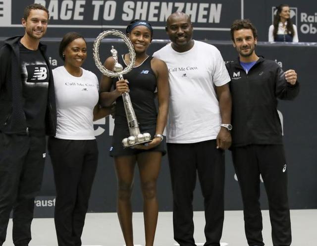  高芙青少年组夺冠，美国超新星横空出世