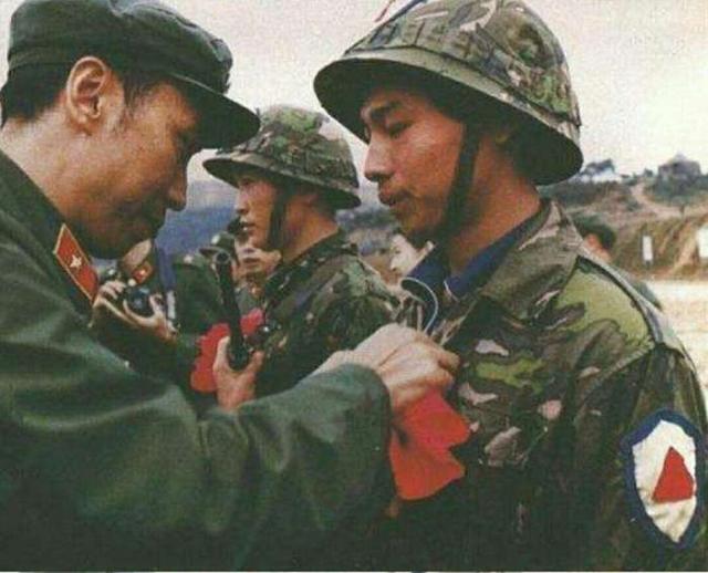  防守反击教科书般，铁血防线造就经典战役